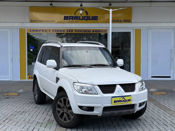 MITSUBISHI PAJERO TR4 2.0 4X2 16V 140CV FLEX 4P MANUAL MITSUBISHI PAJERO TR4 2.0 4X2 16V 140CV FLEX 4P MANUAL